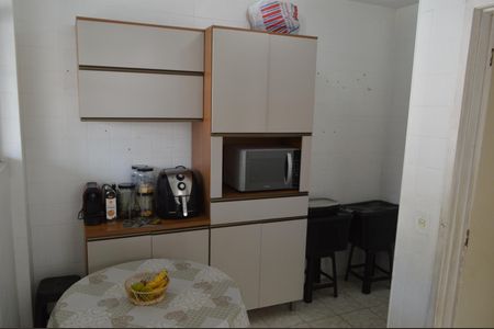 Casa de condomínio à venda com 225m², 3 quartos e 6 vagasCozinha