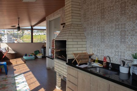 Apartamento à venda com 150m², 3 quartos e 3 vagas Apartamento à venda com 150m², 3 quartos e 3 vagasCobertura