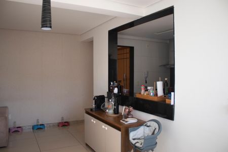Apartamento à venda com 150m², 3 quartos e 3 vagas Apartamento à venda com 150m², 3 quartos e 3 vagasSala