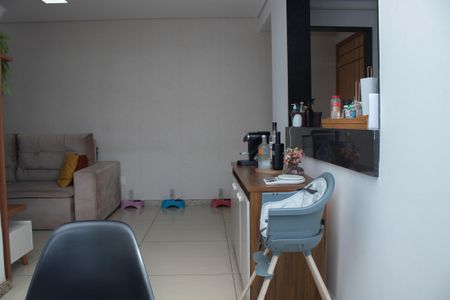 Apartamento à venda com 150m², 3 quartos e 3 vagas Apartamento à venda com 150m², 3 quartos e 3 vagasSala