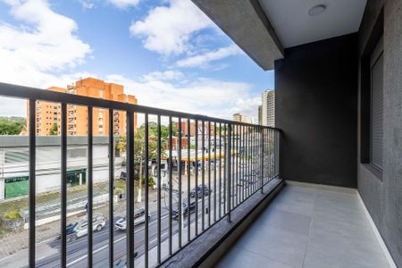 Studio à venda com 40m², 1 quarto e sem vaga Studio à venda com 40m², 1 quarto e sem vagaVaranda