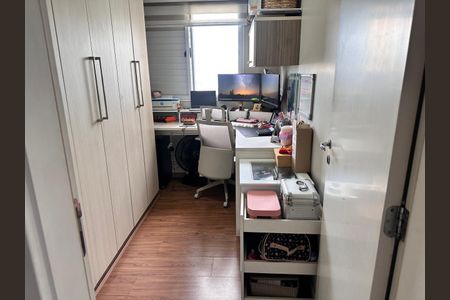 Apartamento à venda com 95m², 3 quartos e 2 vagas Apartamento à venda com 95m², 3 quartos e 2 vagasQuarto