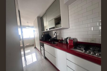 Apartamento à venda com 95m², 3 quartos e 2 vagas Apartamento à venda com 95m², 3 quartos e 2 vagasCozinha