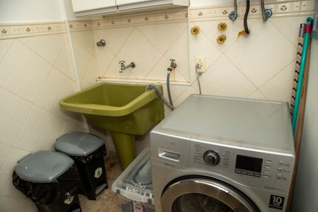 Apartamento à venda com 69m², 2 quartos e 1 vaga Apartamento à venda com 69m², 2 quartos e 1 vagaÁrea de Serviço