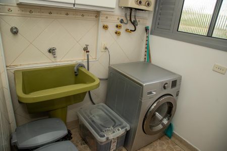 Apartamento à venda com 69m², 2 quartos e 1 vaga Apartamento à venda com 69m², 2 quartos e 1 vagaÁrea de Serviço