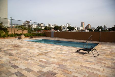 Apartamento à venda com 69m², 2 quartos e 1 vaga Apartamento à venda com 69m², 2 quartos e 1 vagaPiscina