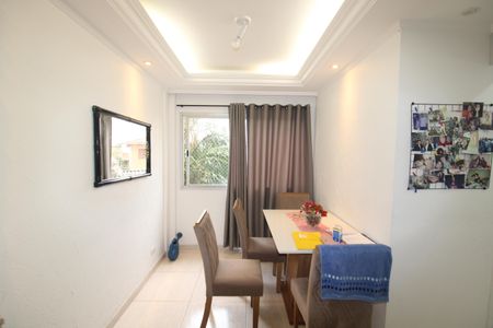 Apartamento à venda com 75m², 2 quartos e 1 vagaSala de Jantar