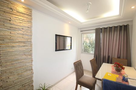 Apartamento à venda com 75m², 2 quartos e 1 vagaSala de Jantar