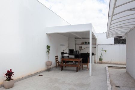 Apartamento à venda com 150m², 3 quartos e 2 vagas Apartamento à venda com 150m², 3 quartos e 2 vagasÁrea Privativa