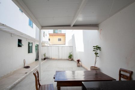 Apartamento à venda com 150m², 3 quartos e 2 vagas Apartamento à venda com 150m², 3 quartos e 2 vagasÁrea Privativa