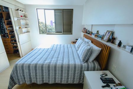 Apartamento à venda com 167m², 4 quartos e 3 vagasSuíte 2