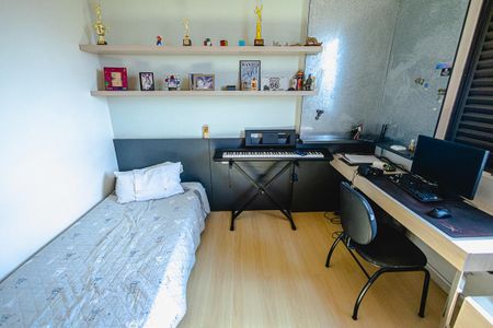 Apartamento à venda com 167m², 4 quartos e 3 vagasQuarto 1