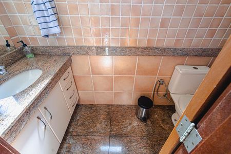 Apartamento à venda com 167m², 4 quartos e 3 vagasBanheiro Suíte 