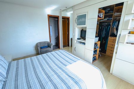 Apartamento à venda com 167m², 4 quartos e 3 vagasSuíte 2