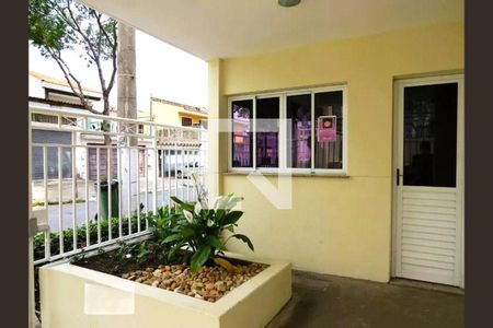 Apartamento à venda com 67m², 2 quartos e 2 vagas Apartamento à venda com 67m², 2 quartos e 2 vagasFachada e portaria