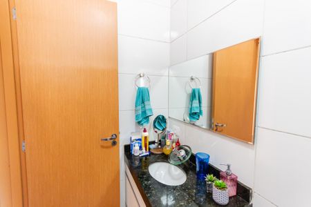 Apartamento à venda com 104m², 2 quartos e 1 vaga Apartamento à venda com 104m², 2 quartos e 1 vagaBanheiro