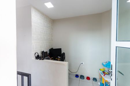 Apartamento à venda com 104m², 2 quartos e 1 vaga Apartamento à venda com 104m², 2 quartos e 1 vagaEscritório