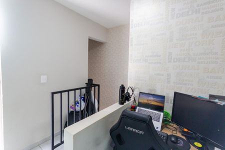 Apartamento à venda com 104m², 2 quartos e 1 vaga Apartamento à venda com 104m², 2 quartos e 1 vagaEscritório