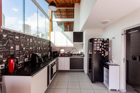 Apartamento à venda com 104m², 2 quartos e 1 vaga Apartamento à venda com 104m², 2 quartos e 1 vagaCozinha