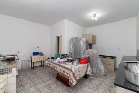 Casa à venda com 350m², 5 quartos e 8 vagasCozinha