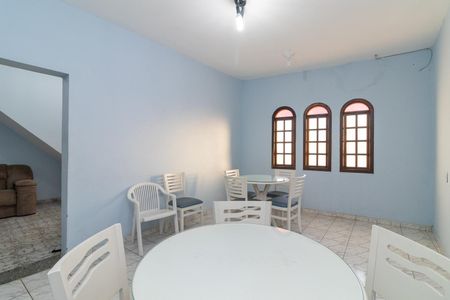 Casa à venda com 350m², 5 quartos e 8 vagasSala de Jantar