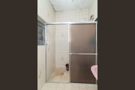 Casa à venda com 350m², 5 quartos e 8 vagasBanheiro 1