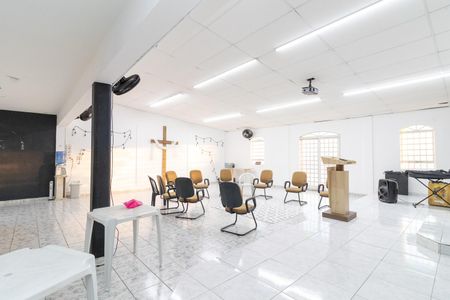 Casa à venda com 350m², 5 quartos e 8 vagasÁrea comum - Sótão