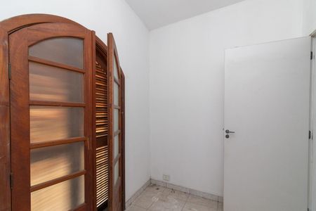 Casa à venda com 350m², 5 quartos e 8 vagasQuarto 1