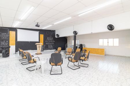 Casa à venda com 350m², 5 quartos e 8 vagasÁrea comum - Sótão