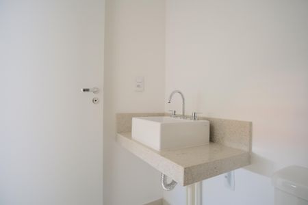 Apartamento à venda com 67m², 2 quartos e 1 vagaBanheiro Social