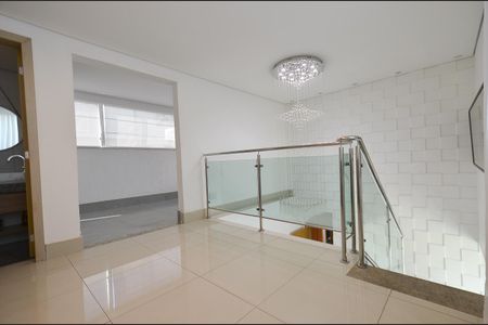 Apartamento à venda com 170m², 3 quartos e 2 vagas Apartamento à venda com 170m², 3 quartos e 2 vagasSala da cobertura