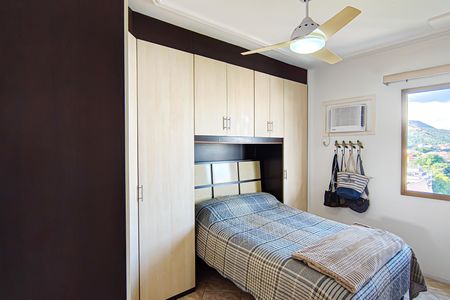 Apartamento à venda com 129m², 4 quartos e 2 vagas Apartamento à venda com 129m², 4 quartos e 2 vagasSuíte