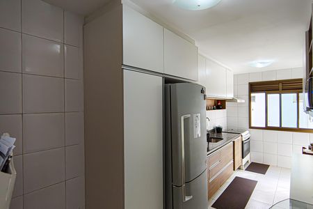 Apartamento à venda com 129m², 4 quartos e 2 vagas Apartamento à venda com 129m², 4 quartos e 2 vagasCozinha e Área de Serviço