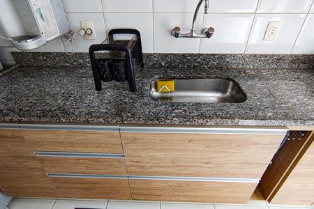 Apartamento à venda com 129m², 4 quartos e 2 vagas Apartamento à venda com 129m², 4 quartos e 2 vagasCozinha e Área de Serviço