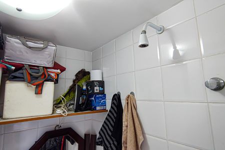Apartamento à venda com 129m², 4 quartos e 2 vagas Apartamento à venda com 129m², 4 quartos e 2 vagasCozinha e Área de Serviço