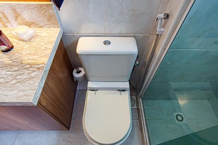 Apartamento à venda com 129m², 4 quartos e 2 vagas Apartamento à venda com 129m², 4 quartos e 2 vagasBanheiro Suíte