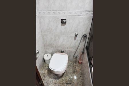 Casa à venda com 203m², 4 quartos e 5 vagas Casa à venda com 203m², 4 quartos e 5 vagasBanheiro Suíte 1