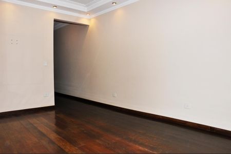Casa à venda com 203m², 4 quartos e 5 vagas Casa à venda com 203m², 4 quartos e 5 vagasSala