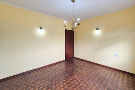 Casa à venda com 182m², 3 quartos e 2 vagas Casa à venda com 182m², 3 quartos e 2 vagasSala