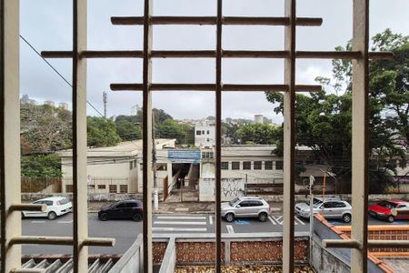 Casa à venda com 182m², 3 quartos e 2 vagas Casa à venda com 182m², 3 quartos e 2 vagasVista