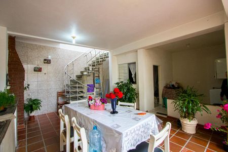 Casa à venda com 89m², 3 quartos e 2 vagas Casa à venda com 89m², 3 quartos e 2 vagasEspaço gourmet