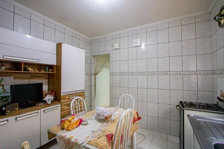 Casa à venda com 89m², 3 quartos e 2 vagas Casa à venda com 89m², 3 quartos e 2 vagasCozinha
