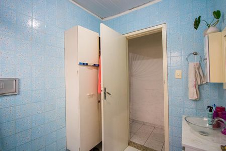 Casa à venda com 89m², 3 quartos e 2 vagas Casa à venda com 89m², 3 quartos e 2 vagasBanheiro