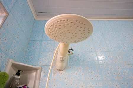 Casa à venda com 89m², 3 quartos e 2 vagas Casa à venda com 89m², 3 quartos e 2 vagasBanheiro