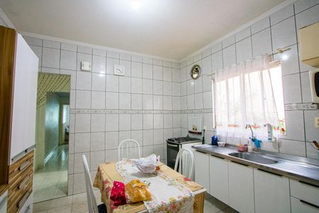 Casa à venda com 89m², 3 quartos e 2 vagas Casa à venda com 89m², 3 quartos e 2 vagasCozinha