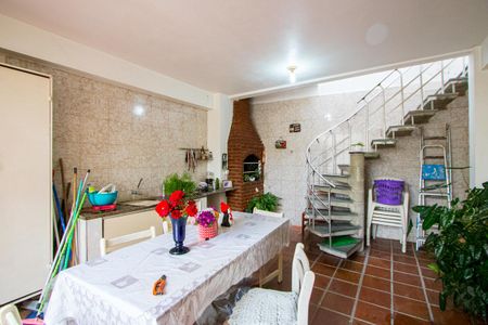 Casa à venda com 89m², 3 quartos e 2 vagas Casa à venda com 89m², 3 quartos e 2 vagasEspaço gourmet