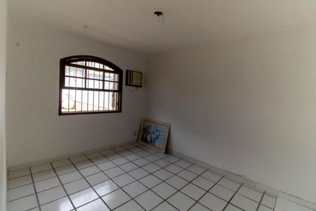Casa à venda com 135m², 4 quartos e 2 vagas Casa à venda com 135m², 4 quartos e 2 vagasQuarto 1