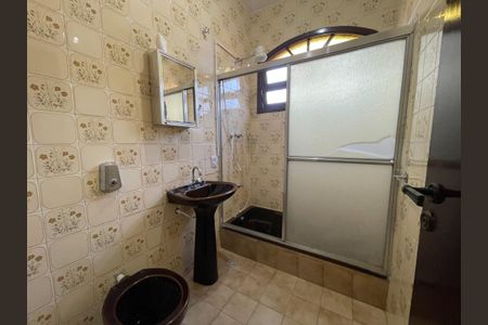 Casa à venda com 150m², 3 quartos e 3 vagasBanheiro