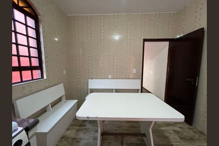 Casa à venda com 150m², 3 quartos e 3 vagasCozinha