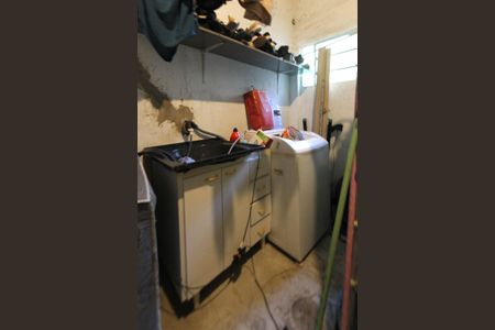 Casa à venda com 315m², 2 quartos e 1 vagaÁrea de Serviço